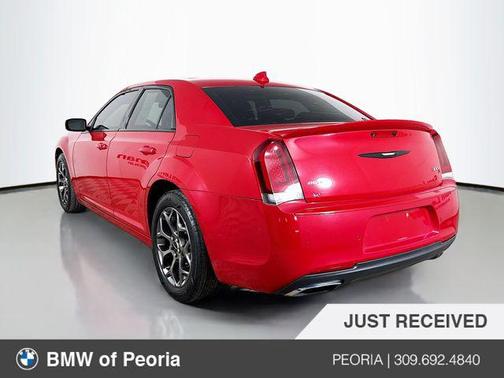 2016 Chrysler 300 S