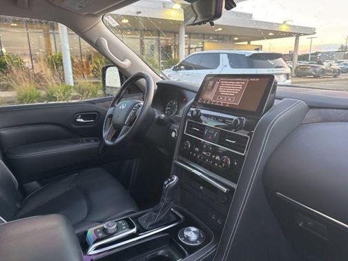 2022 INFINITI QX80 PREMIUM SELECT AWD