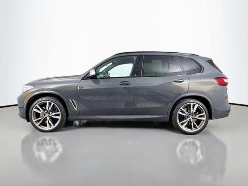 2022 BMW X5 M50i