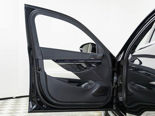 2025 BMW i5 xDrive40