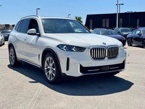 Alpine White 2024 BMW X5 PHEV xDrive50e