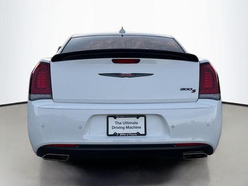 2021 Chrysler 300 S