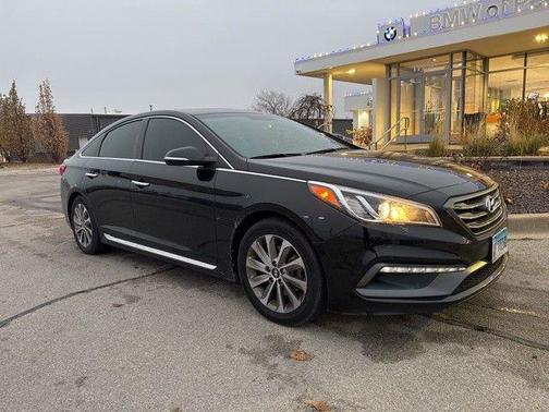 2016 Hyundai SONATA Sport