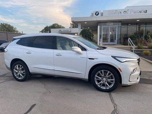 2022 Buick Enclave AWD Essence