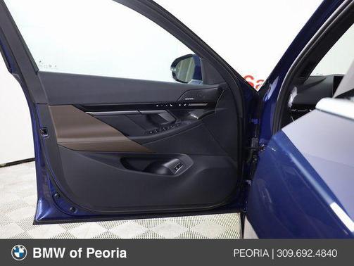 2025 BMW 530 i xDrive
