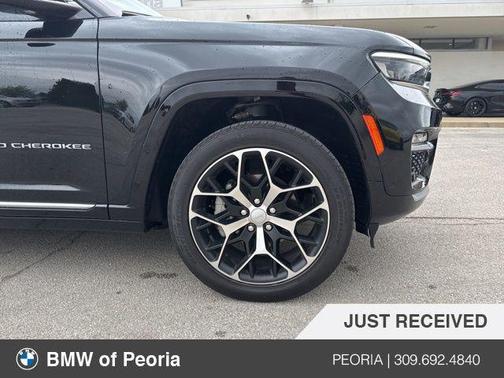2023 Jeep Grand Cherokee Summit