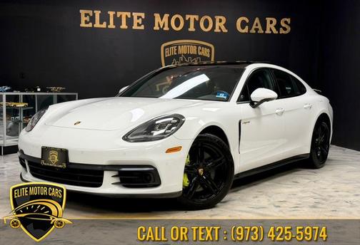 2018 Porsche Panamera 4