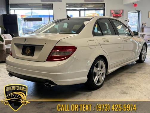 2011 Mercedes-Benz C-Class C 300 4MATIC Luxury