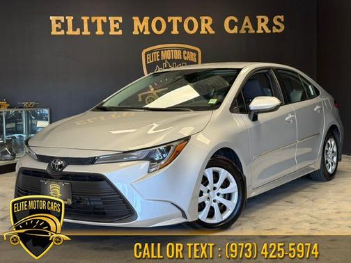 Classic Silver Metallic 2024 Toyota Corolla LE