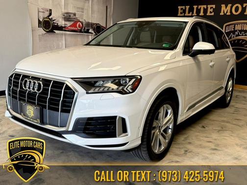 Carrara White 2021 Audi Q7 45 Premium Plus