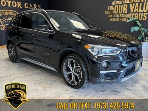 Black Sapphire Metallic 2017 BMW X1 xDrive 28i