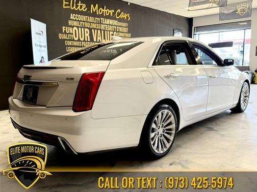 Crystal White Tricoat 2018 Cadillac CTS 3.6L Luxury