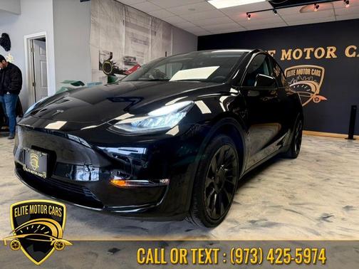 2021 Tesla Model Y Standard Range Rear-Wheel Drive