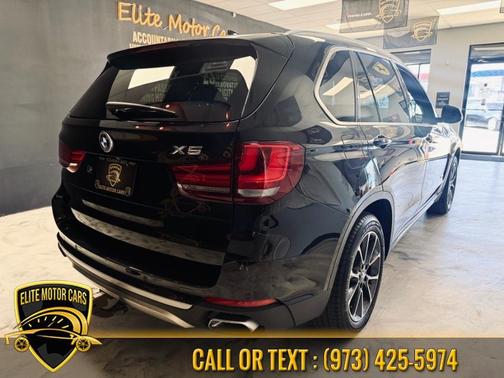 Black Sapphire Metallic 2018 BMW X5 xDrive35i