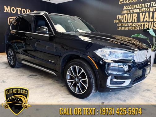 Black Sapphire Metallic 2018 BMW X5 xDrive35i