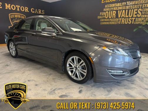 2015 Lincoln MKZ Base