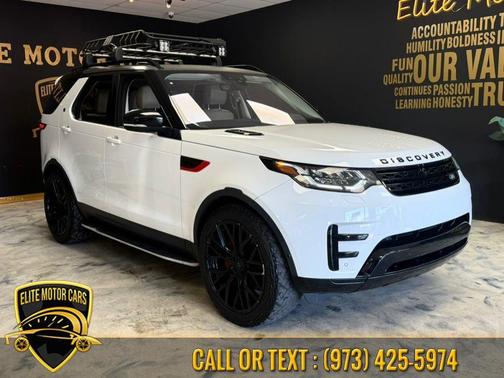 Fuji White 2020 Land Rover Discovery SE