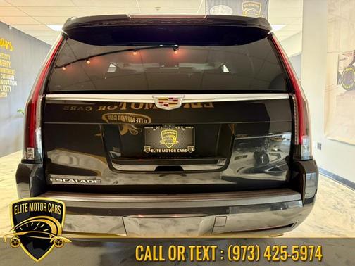 2019 Cadillac Escalade Luxury