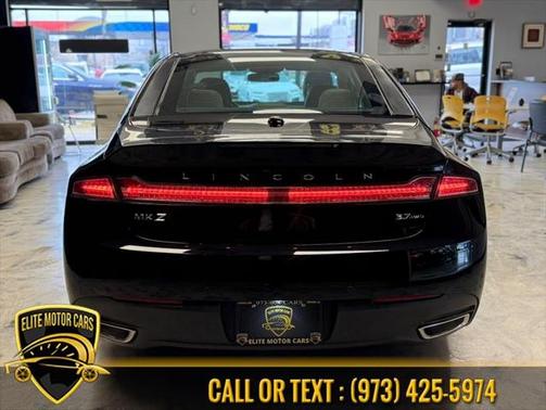 2016 Lincoln MKZ Base