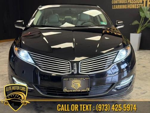 2016 Lincoln MKZ Base