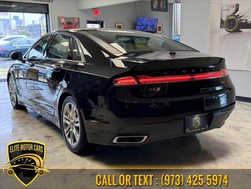 2016 Lincoln MKZ Base