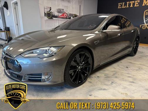 2015 Tesla Model S P85D