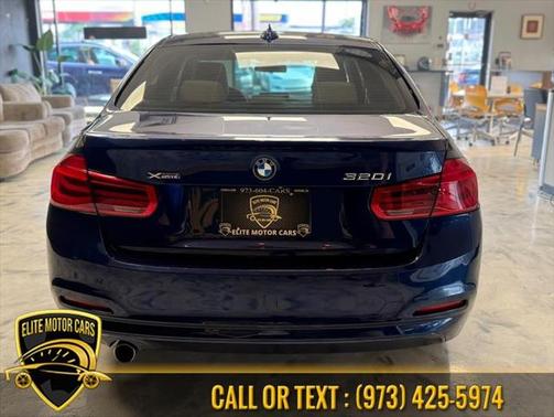 2018 BMW 320 i
