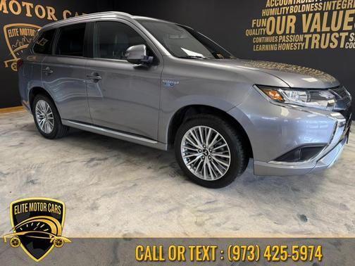 2022 Mitsubishi Outlander PHEV SEL