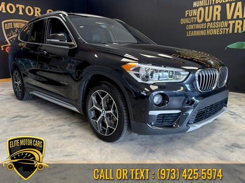 Black Sapphire Metallic 2017 BMW X1 xDrive 28i