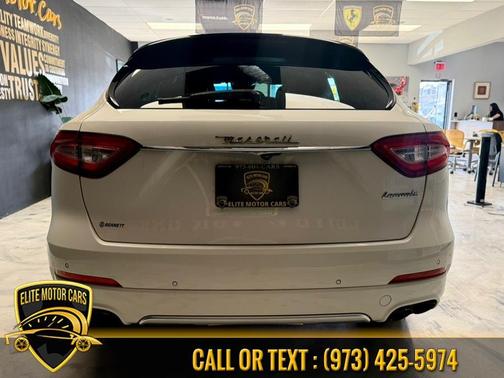 2017 Maserati Levante Base