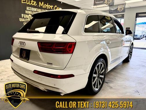 Glacier White Metallic 2017 Audi Q7 2.0T Premium
