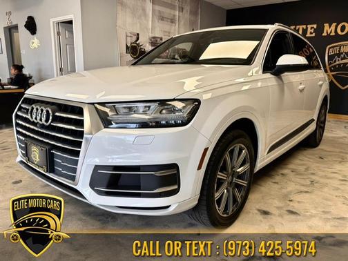 Glacier White Metallic 2017 Audi Q7 2.0T Premium