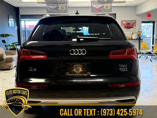 Brilliant Black 2018 Audi Q5 2.0T Tech Premium