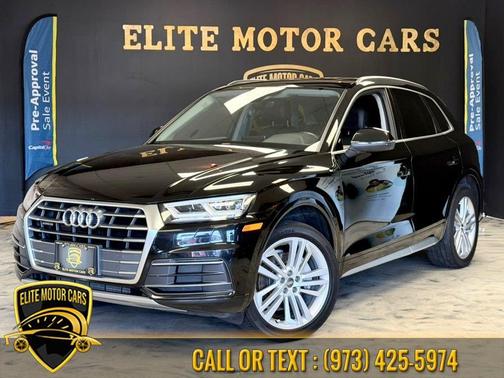 Brilliant Black 2018 Audi Q5 2.0T Tech Premium