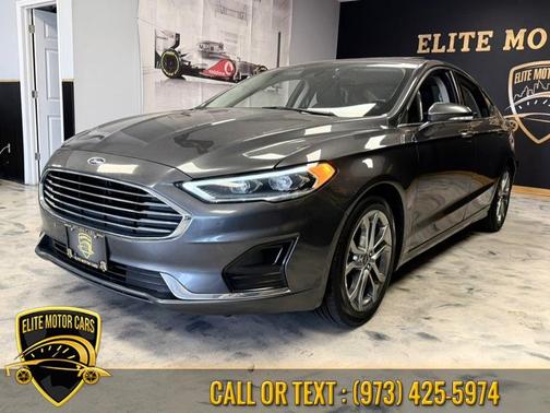 Iconic Silver Metallic 2020 Ford Fusion SEL