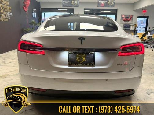 2020 Tesla Model S Long Range