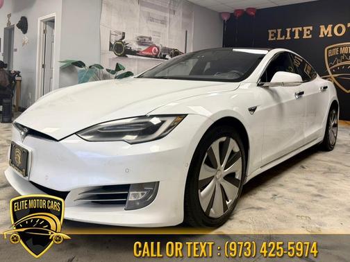 2020 Tesla Model S Long Range