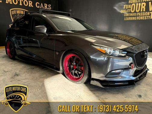 2018 Mazda Mazda3 Touring