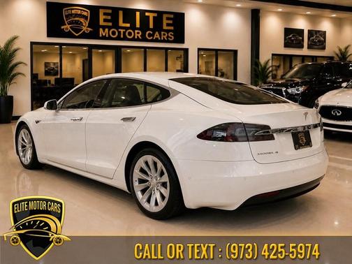 Pearl White Multi-Coat 2016 Tesla Model S 75D