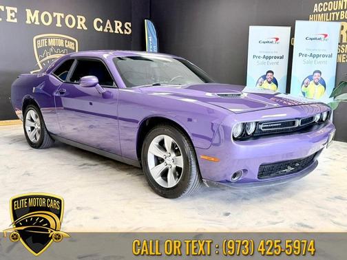 Plum Crazy Pearlcoat 2018 Dodge Challenger SXT