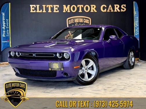 Plum Crazy Pearlcoat 2018 Dodge Challenger SXT