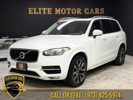 2016 Volvo XC90 T6 Momentum