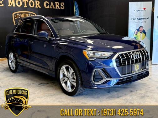 Navarra Blue Metallic 2022 Audi Q3 45 S line Premium