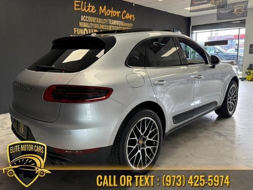 2018 Porsche Macan Sport Edition