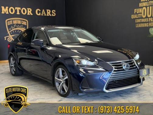 2018 Lexus IS 300 Base