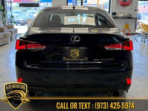 2018 Lexus IS 300 Base
