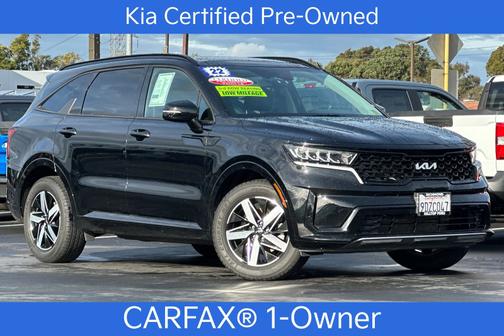 2022 Kia Sorento S