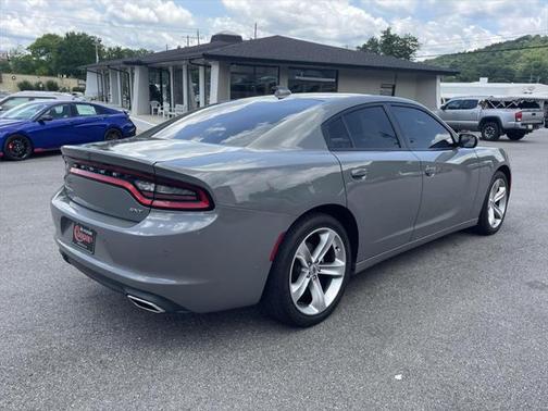 2018 Dodge Charger SXT Plus