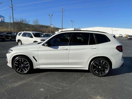 2023 BMW X3 M40i