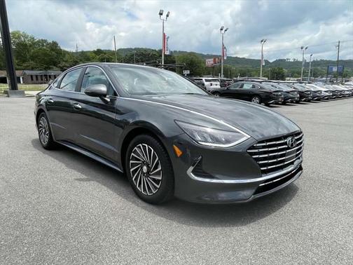 2023 Hyundai SONATA Hybrid SE
